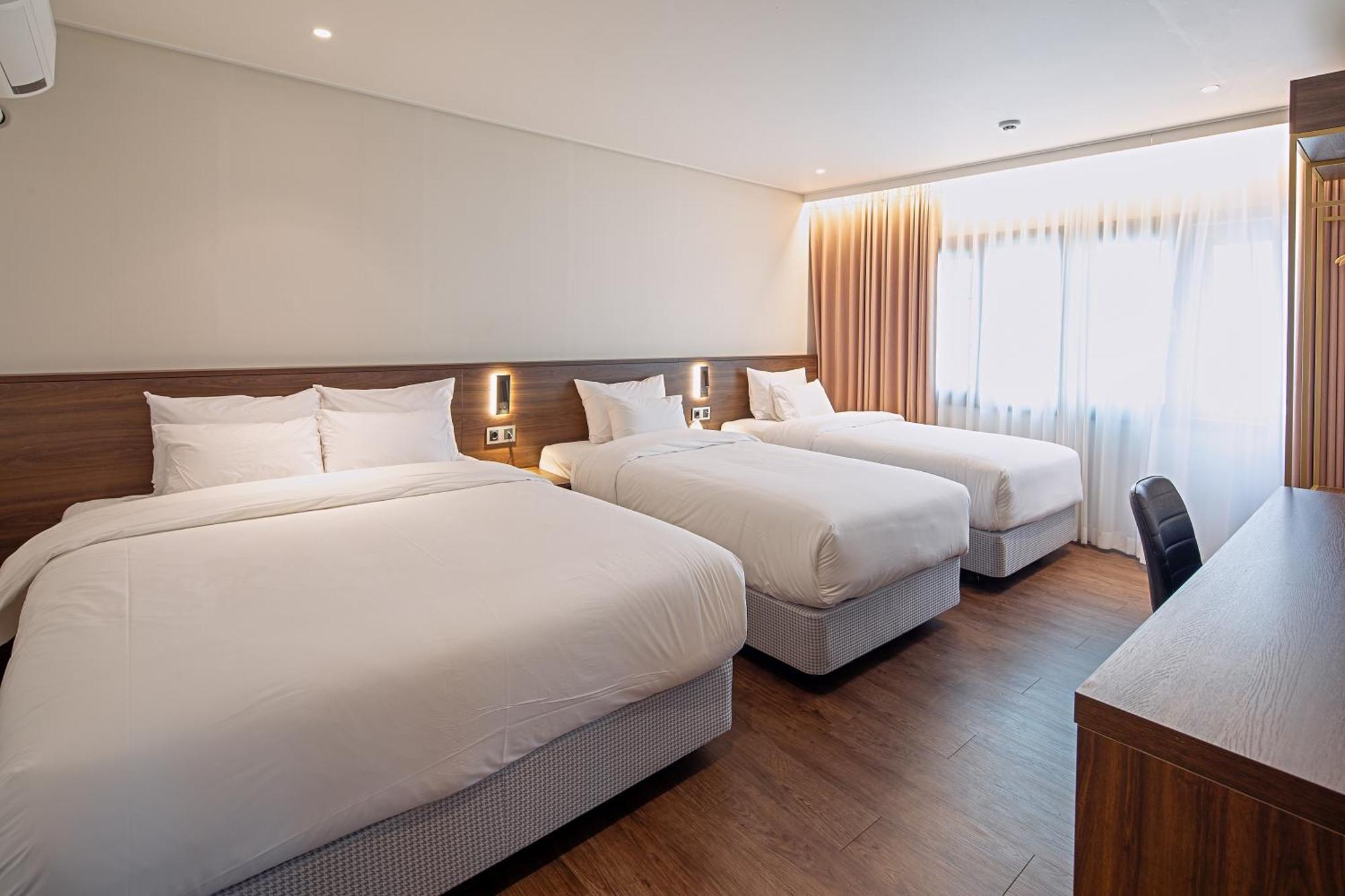 Cloud In Hotel Mokpo Peace Square Екстер'єр фото