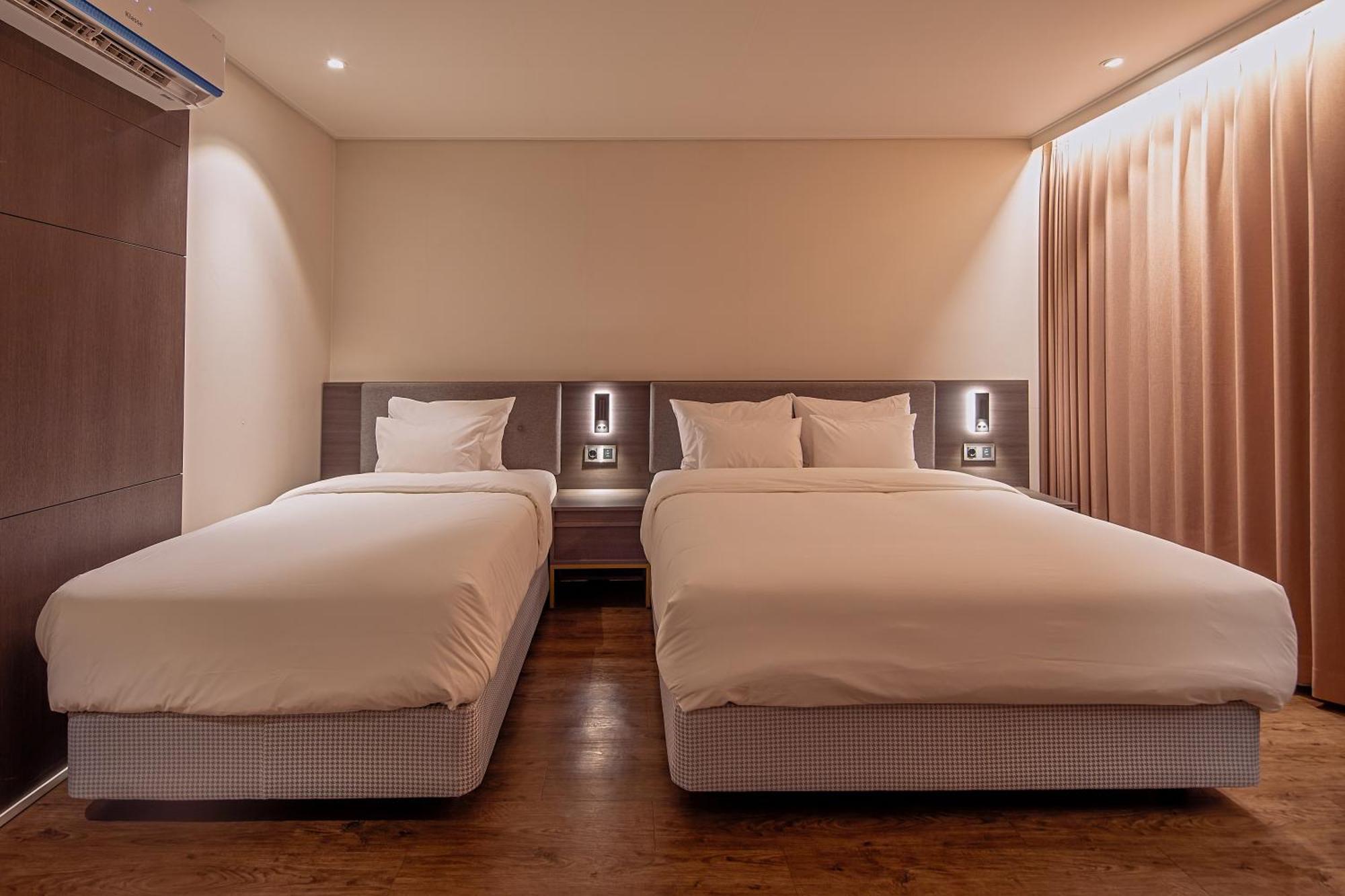Cloud In Hotel Mokpo Peace Square Екстер'єр фото